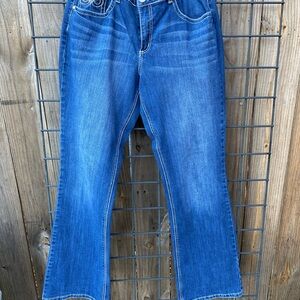 Women’s ND weekender jeans.